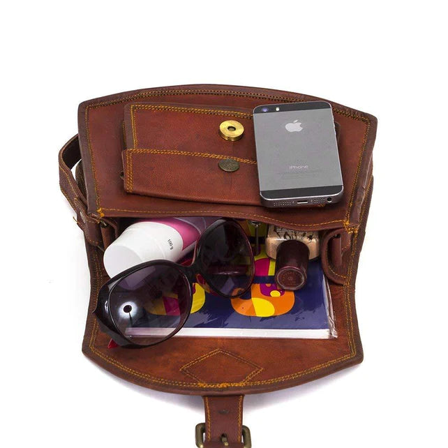 Bennett Crossbody Bag: Sleek Design, Functional Flair Leather Sling Bag